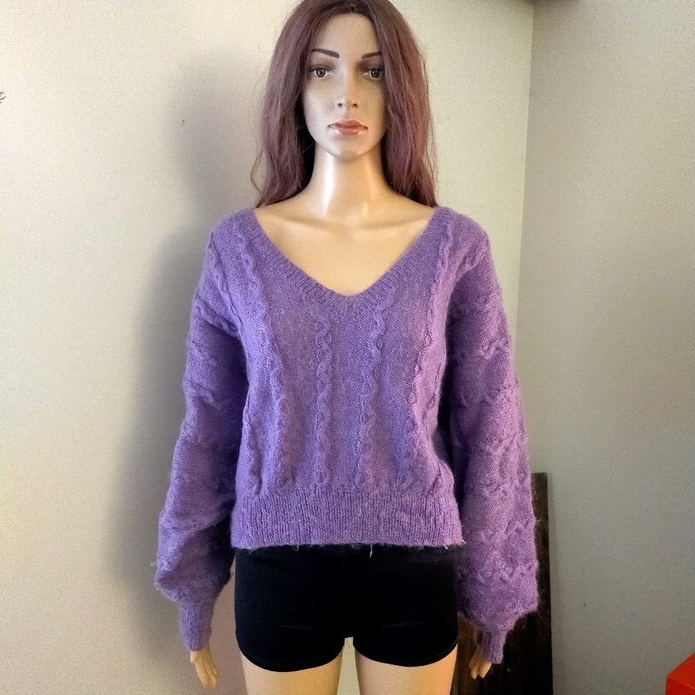 Vintage Handmade Artisan Purple Wool Chunky Knit Sweater V Neck Long Sleeves